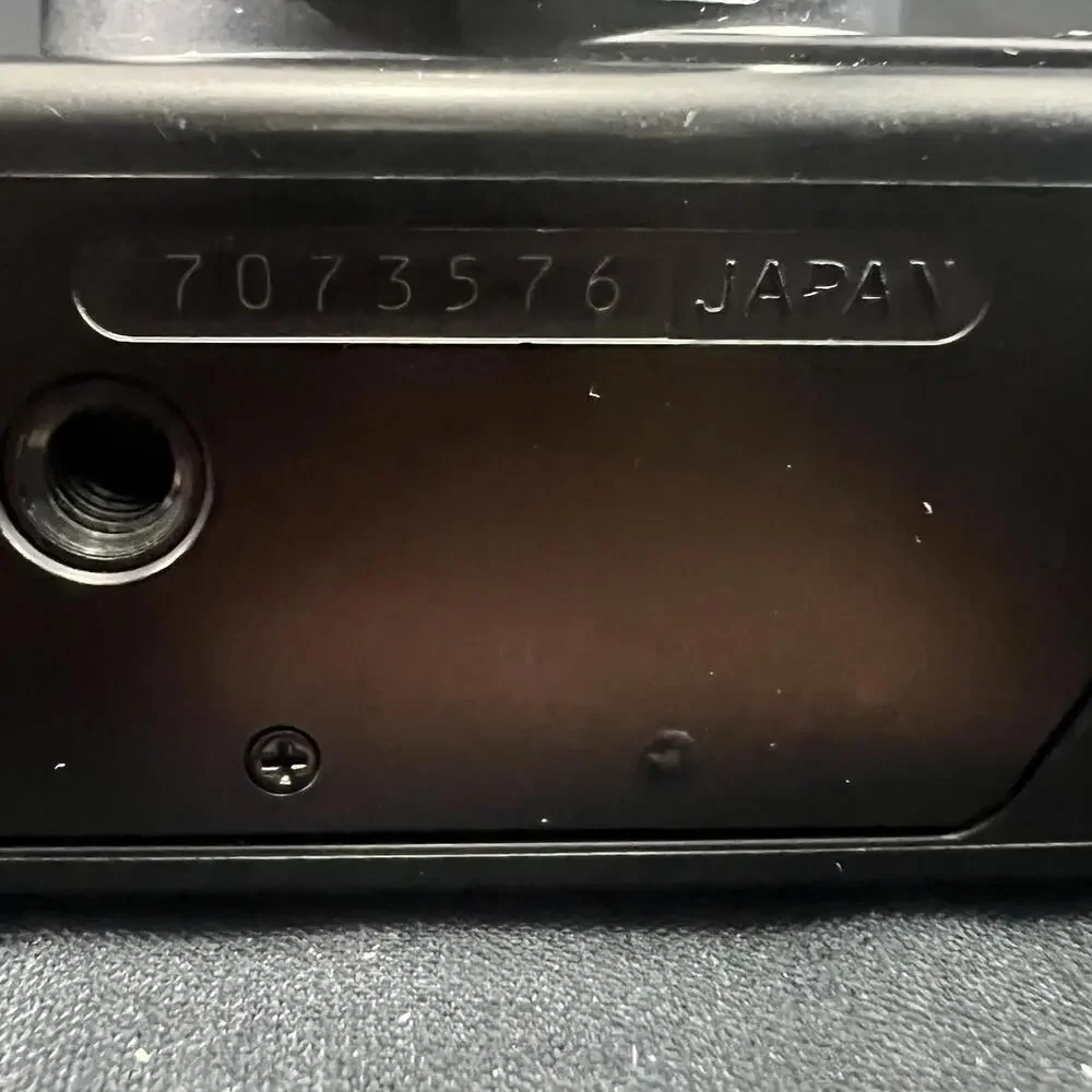 Nikon One Touch 35mm film Point & Shoot Camera 1:2.8 Lens - Bag & Manual